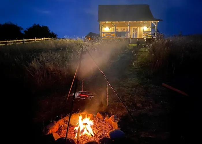 בית נופש 3 Bedroom Awesome In Jasien